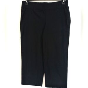 Women's Black Capri Pants /  Size 16